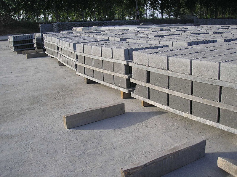 <a href=http://www.kanougroup.com.cn/zjtb/ target=_blank class=infotextkey>水泥磚機托板</a>